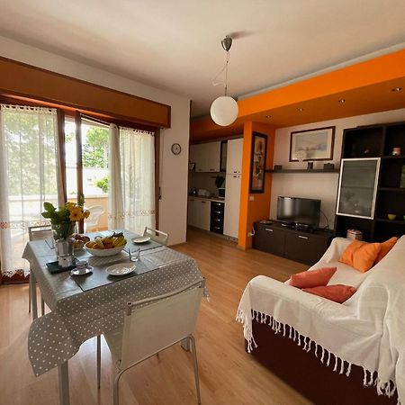 Nico'S Apartment Peschiera del Garda Buitenkant foto