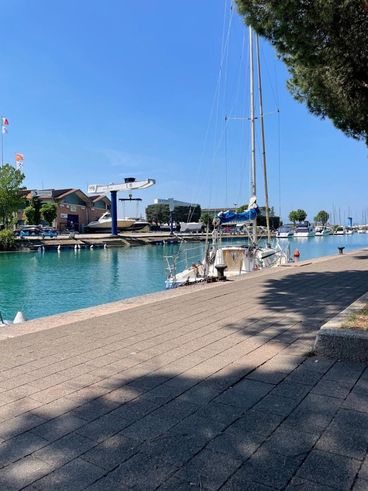 Nico'S Apartment Peschiera del Garda Buitenkant foto