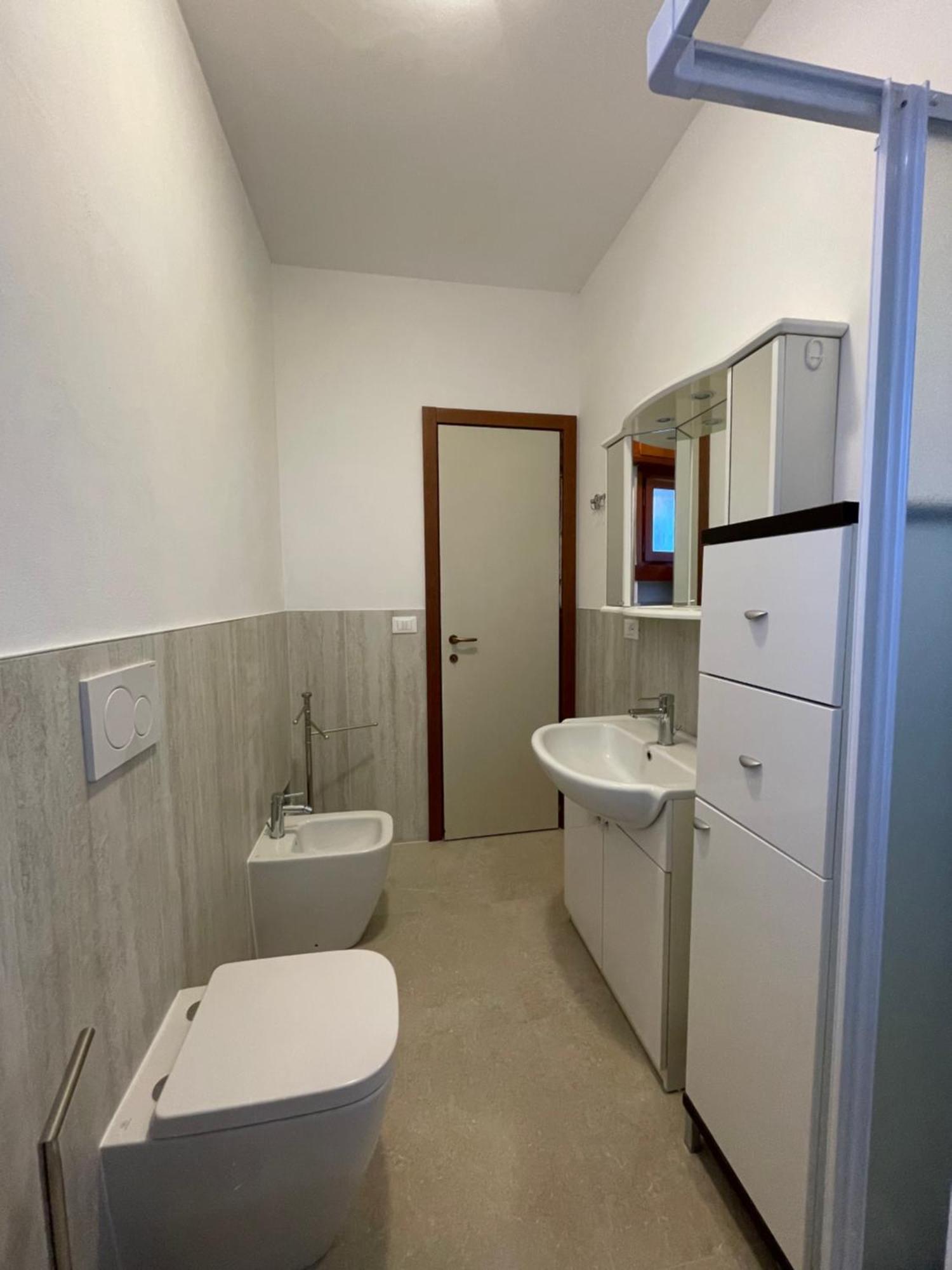Nico'S Apartment Peschiera del Garda Buitenkant foto