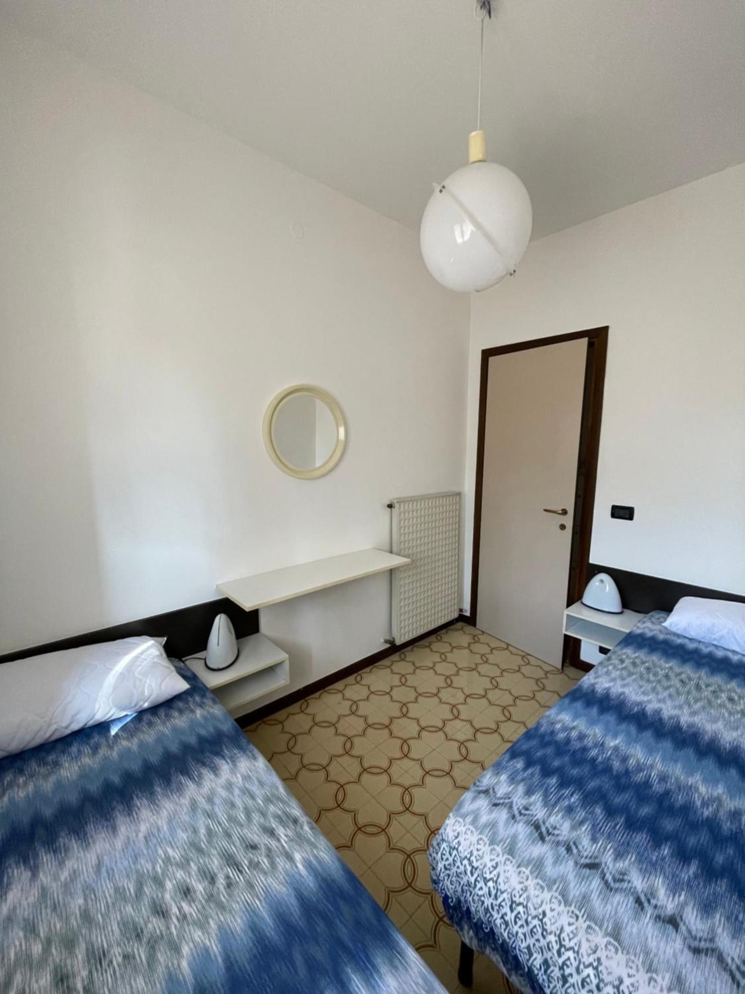 Nico'S Apartment Peschiera del Garda Kamer foto
